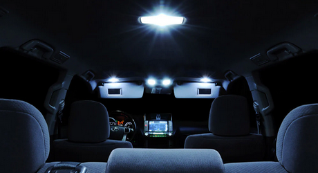 LED interiérové osvětlení pro nadšence – styl, funkce a atmosféra ve tvém voze