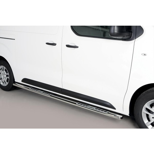 Nerez boční designové nášlapy Opel VIVARO C