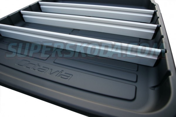 Škoda Octavia II - Pastová vana kufru s 3x alu příčkou