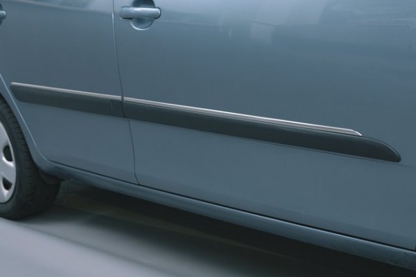Škoda Roomster - Boční ozdobné lišty, ušlechtilá ocel