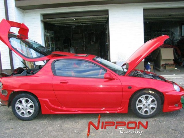 Mazda MX3 - Prahy NIPPON