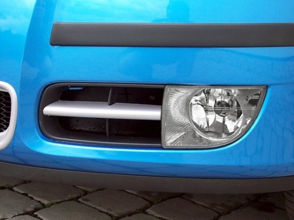 Škoda Fabia II - Lišty mlhových světel (hranatých) - ABS stříbrný matný