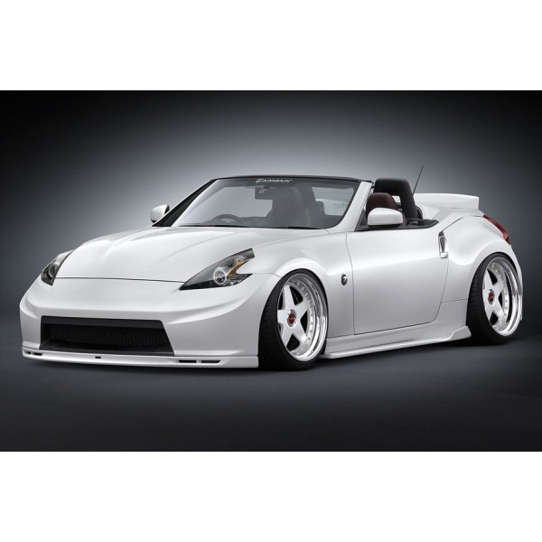 Nissan 370Z  - kryty prahu 1S od AIMGAIN