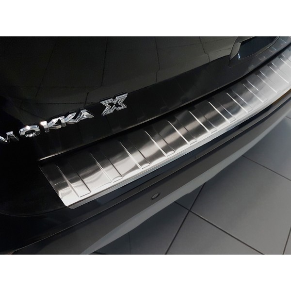 NEREZ Kryt prahu zadních dveří Opel MOKKA X facelift
