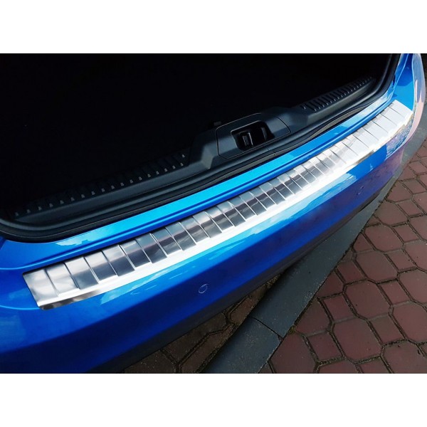 NEREZ Kryt prahu zadních dveří Ford Focus IV Hatchback