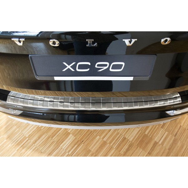 NEREZ Kryt prahu zadních dveří Volvo XC90 II