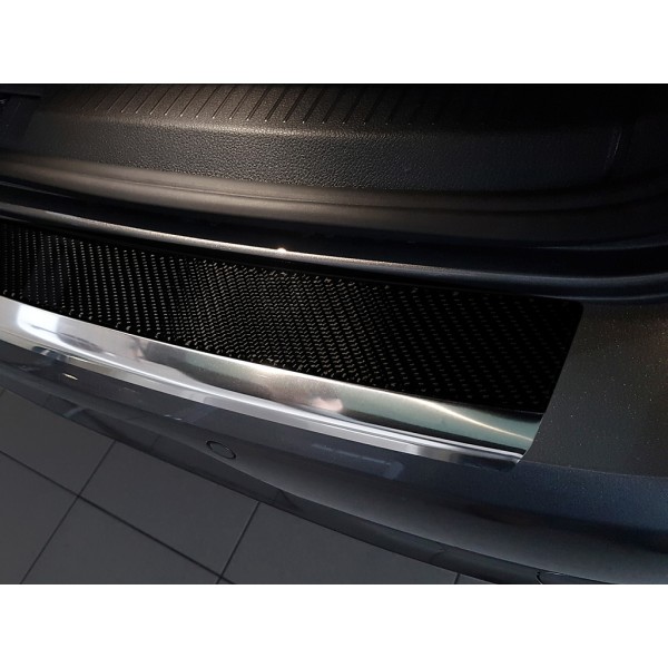 NEREZ Kryt prahu zadních dveří Volkswagen Golf VII 3/5dv. - nerez-karbon