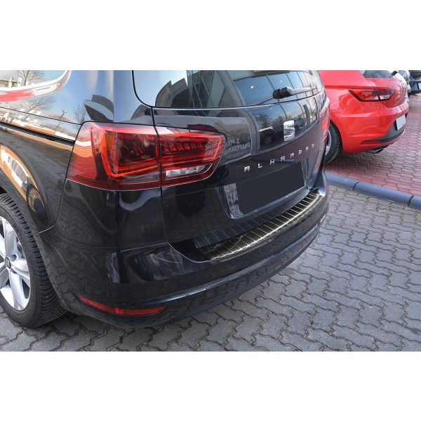 NEREZ Kryt prahu zadních dveří Volkswagen Sharan II - černý grafit