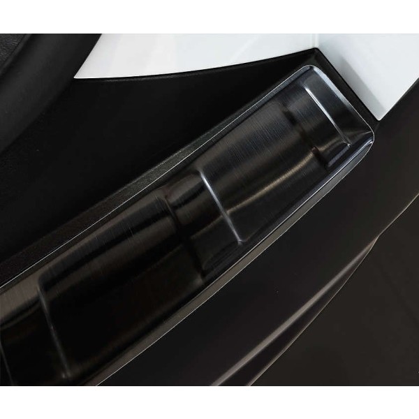 NEREZ Kryt prahu zadních dveří Hyundai Tucson IV