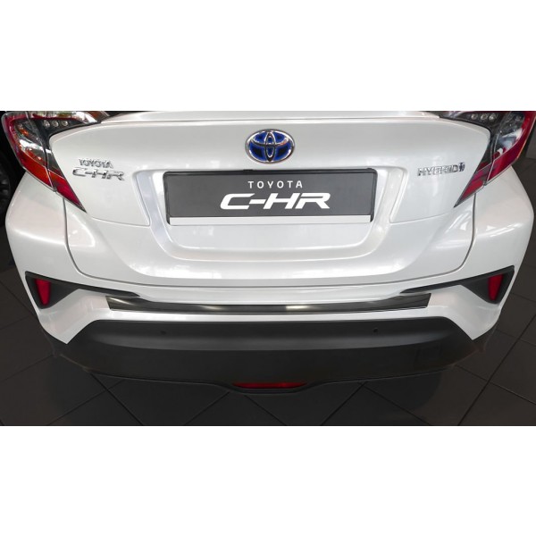 NEREZ Kryt prahu zadních dveří Toyota C-HR černý grafit