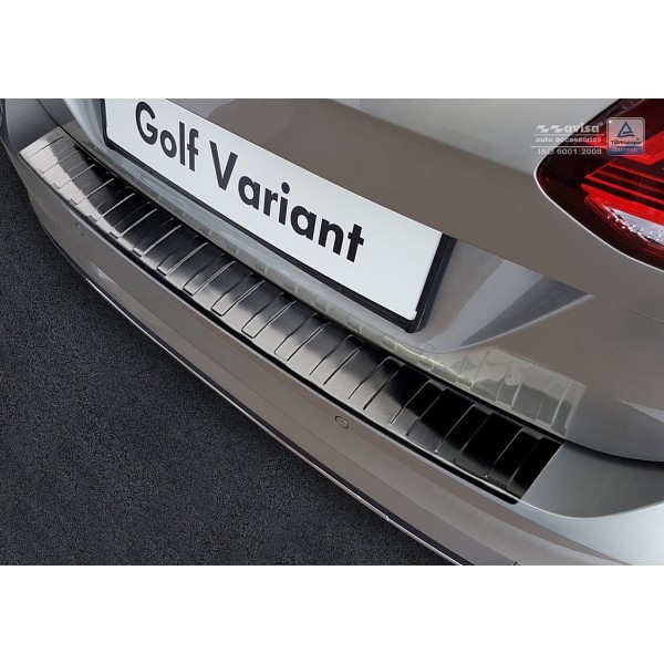 NEREZ Kryt prahu zadních dveří VW Golf VII combi - černý grafit