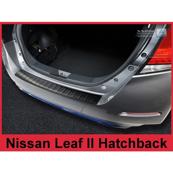 NEREZ Kryt prahu zadních dveří Nissan LEAF II hatchback - černý grafit