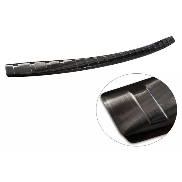 NEREZ Kryt prahu zadních dveří Ssangyong Rexton II FL - černý