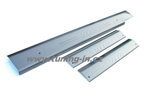 Mercedes Benz Vito W638 96-03 - nerez chrom nástupní prahové lišty - OMSA LINE