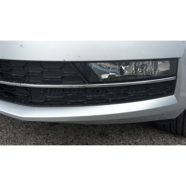 Škoda Octavia III 17- facelift  - levá chrom lišta nárazníku