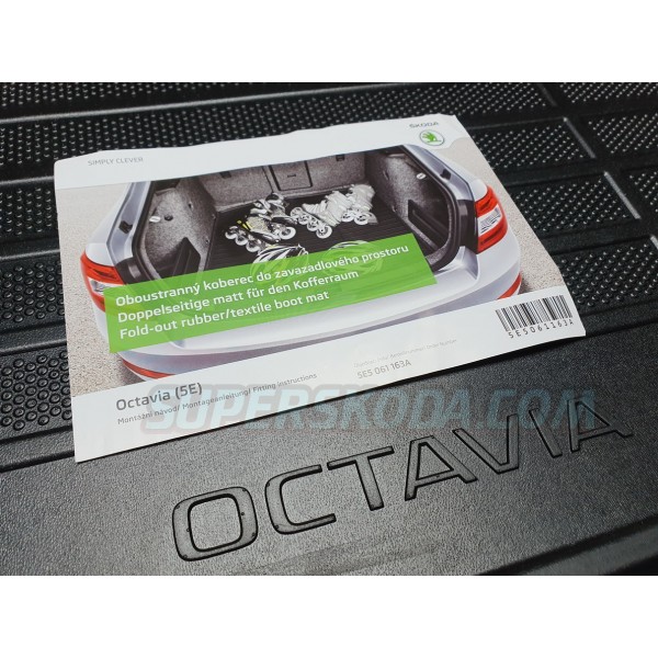 Škoda Octavia III sedan - oboustraná rohož do kufru s logem