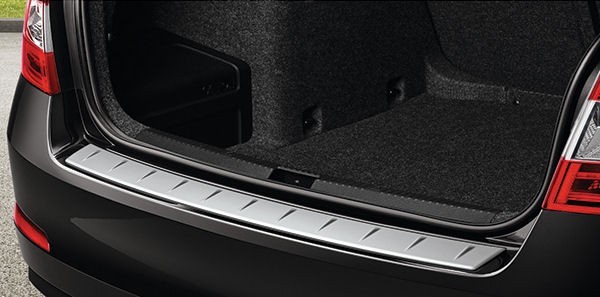 Škoda Octavia limusina III - Nákladový práh vzhled hliník