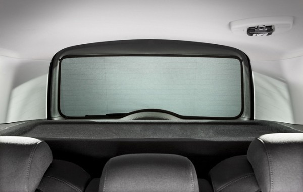 Škoda Yeti - Protisluneční clona na zadní okno