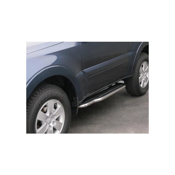 Boční nerezové nášlapy Mitsubishi Pajero IV 3-dvéř.