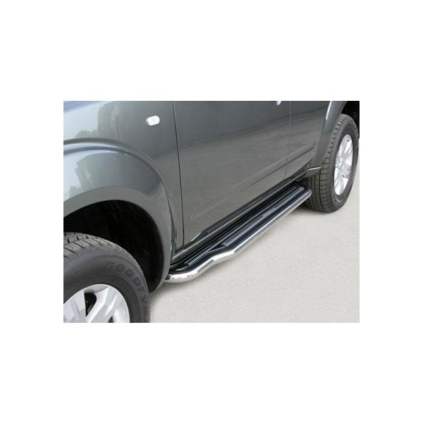 Boční nerezové nášlapy Nissan Pathfinder III