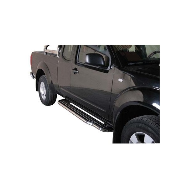 Boční nerezové nášlapy Nissan Navara II, King Cab