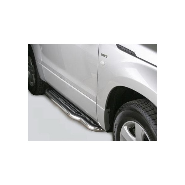 Boční nerezové nášlapy Suzuki Grand Vitara, 3-dvéř.