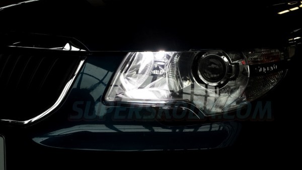 Škoda Superb II - LED diody do parkovacích světel