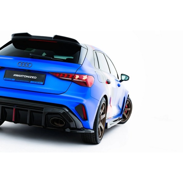 Audi RS3 Sportback 8Y Facelift, boční difuzory pod zadní nárazník ver.1, Maxton design