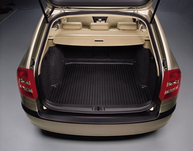 Škoda Octavia II - Gumotextilní koberec do kufru