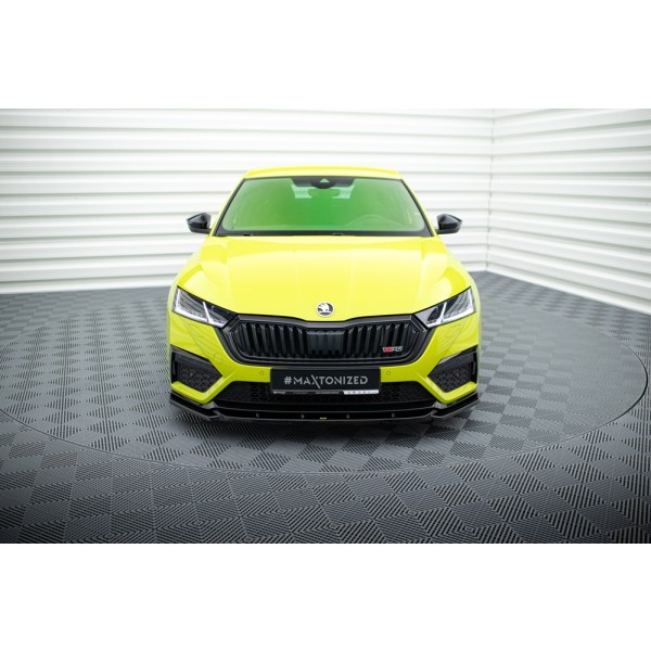 Škoda Octavia IV RS spoiler pod přední nárazník V3 Maxton design