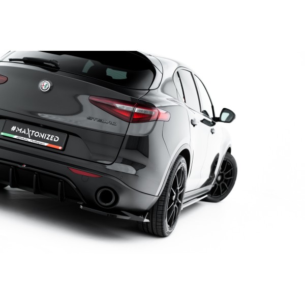 Alfa Romeo Stelvio Mk1, boční difuzory pod zadní nárazník ver.2, Maxton Design