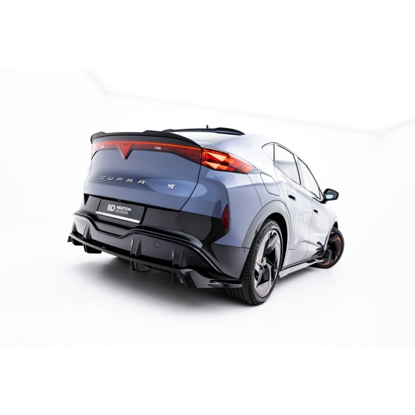 Cupra Tavascan Mk1, spoiler pod zadní nárazník s žebrováním, Maxton design