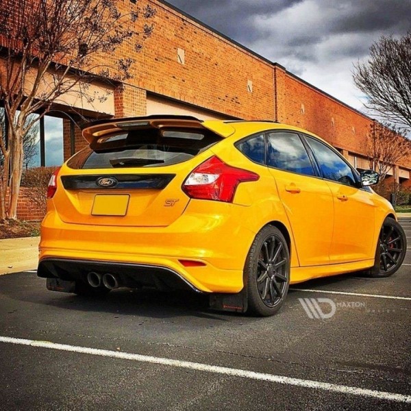 Ford Focus ST Mk3, vložka zadního nárazníku RS Look, Maxton Design