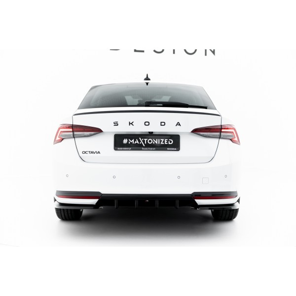 Škoda Octavia IV Sportline Facelift Liftback/Combi, vložka zadního nárazníku, Maxton Design
