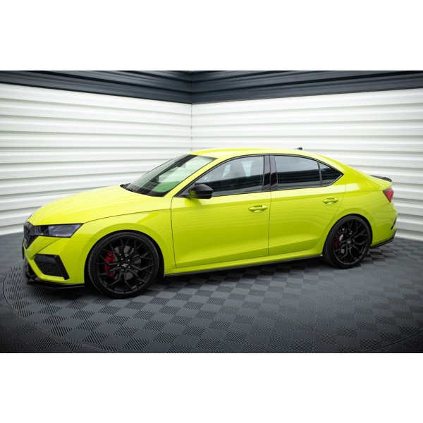 Škoda Octavia RS Mk4 lišty pod prahy Maxton Design