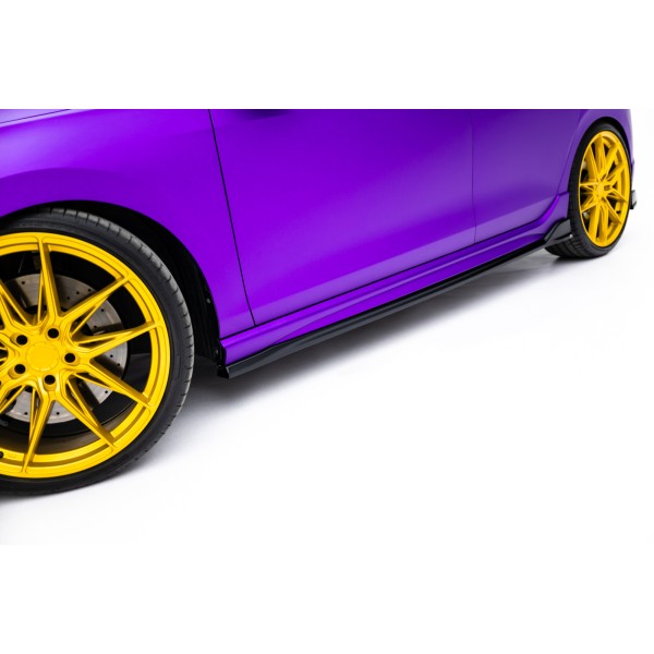 Volkswagen Golf R VIII včetně Facelift, difuzory pod boční prahy ver.4, Maxton Design