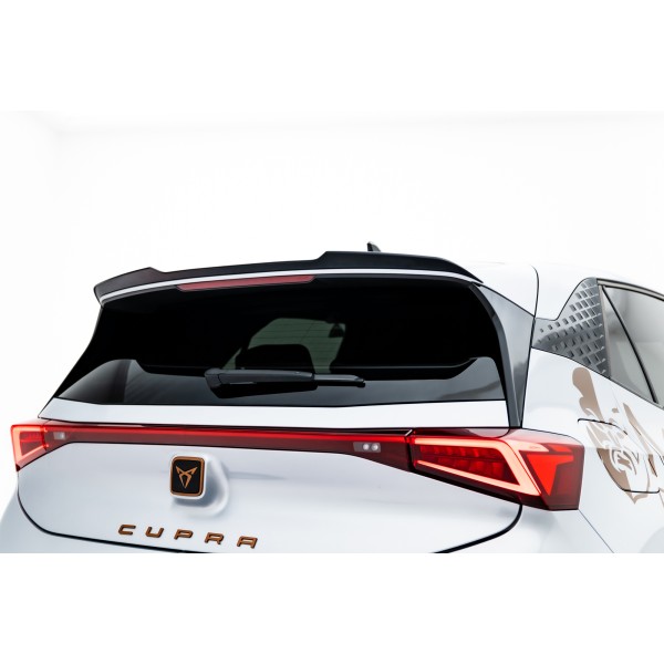 Cupra Born Mk 1, prodloužení spoileru, Maxton design