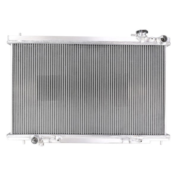 Chladič vody Infiniti G35 2003-2007