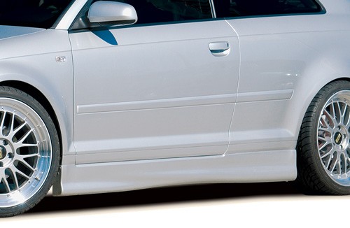 Audi A3  typ 8P/3dv/ - Sada boční práh pravý a levý pro Infinity