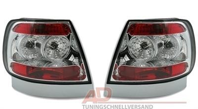 Audi A4 95-98 - zadní čiré lampy CHROM