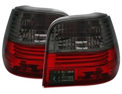VW Golf IV - zadní světla červeno/černé