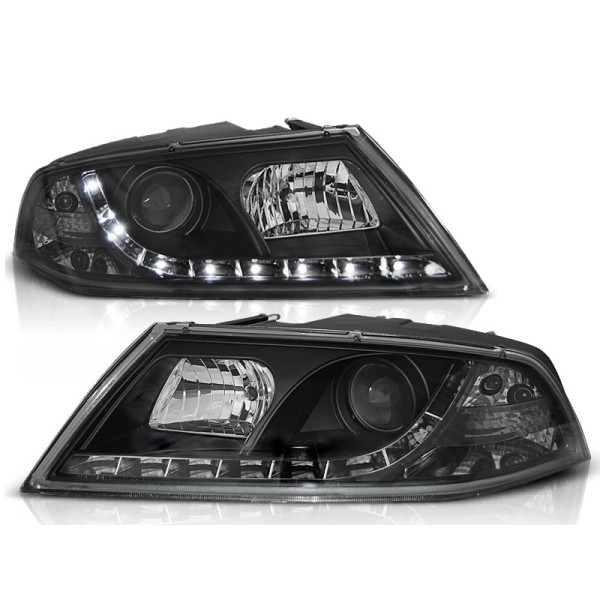 ŠKODA OCTAVIA II 04-08 - přední černá světla s LED svícením pro xenon