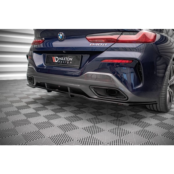 BMW řada 8 Gran Coupe/G16, středový spoiler pod zadní nárazník s žebrováním, Maxton design