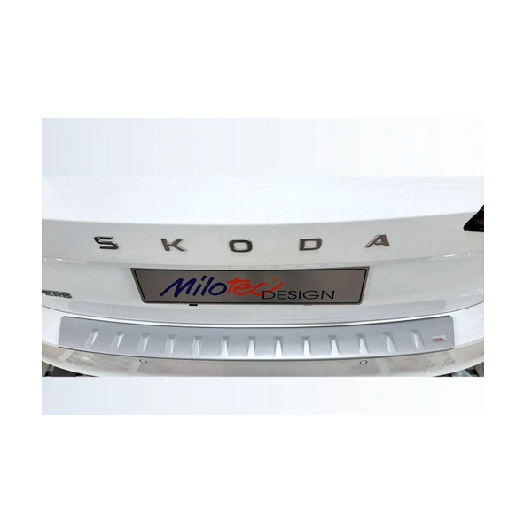 Škoda Superb IV Limousine 2024-> - práh pátých dveří - stříbrný matný