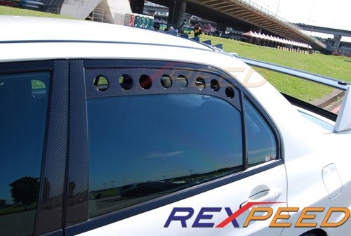 Mitsubishi Lancer Evo 9 - Okenní větrací otvory z Carbonu od REXPEED !