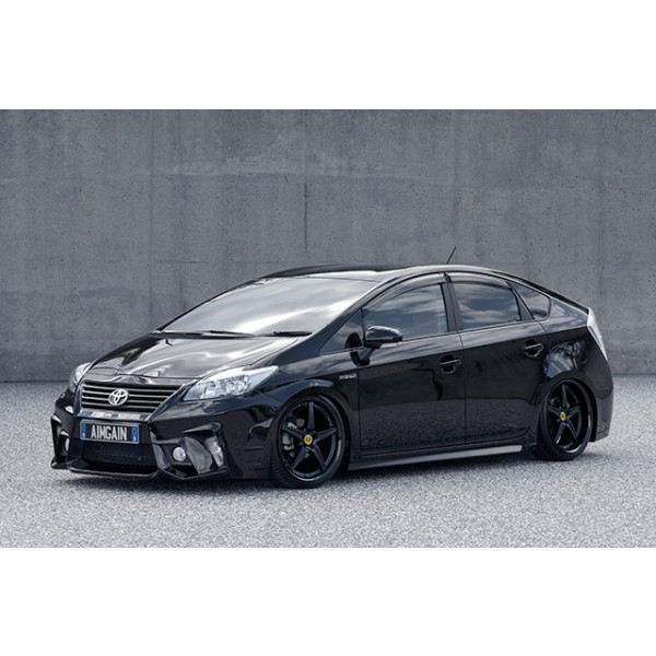 Toyota Prius 30 - body kit VIP GT od AIMGAIN 3-dílný set