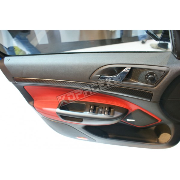 Škoda Octavia II 04-12 - karbonové lišty do dveří