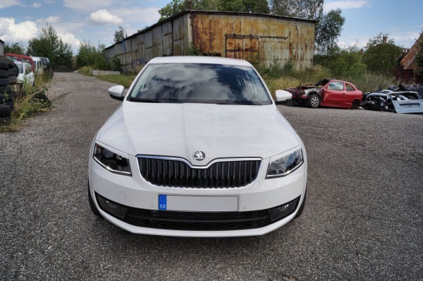 Škoda Octavia III - Mračítka SPORTIVE