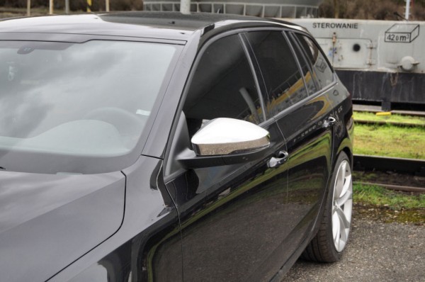 Škoda Octavia III - Leštěné nerezové kryty zrcátek