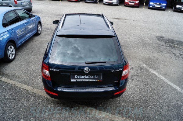 Škoda Octavia Combi III - Nákladový práh nerez